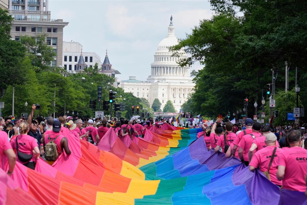 Πορεία - World - pride - ΛΟΑΤΚΙ